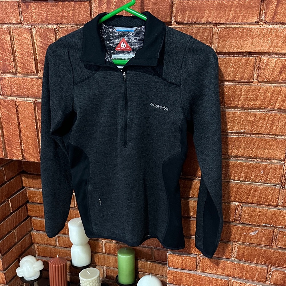 ❌SOLD❌Columbia Black Quarter-Zip Omniheat Pullover